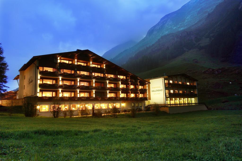 Thermal-Badhotel Kirchler Tux Room photo